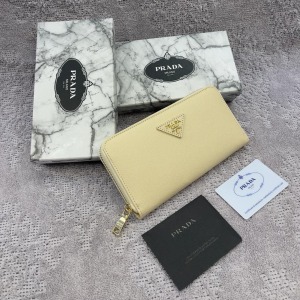 Prada Cüzdan - Krem
