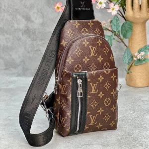Louis Vuitton - Askılı Çanta - Kahverengi