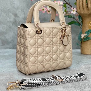 Christian Dior - Dior Lady Orta Boy - Krem