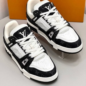 Louis Vuitton - Ayakkabı - Siyah