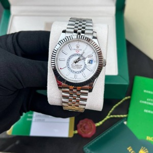 Rolex Sky Dweller
