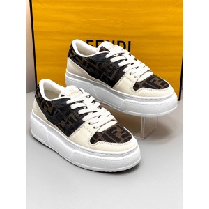 Fendi - Kadın Sneakers - Kahverengi