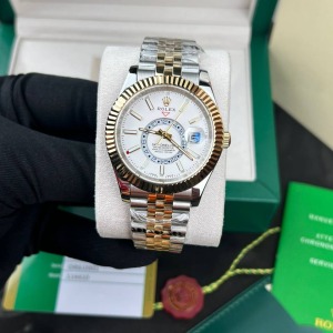 Rolex Sky Dweller 
