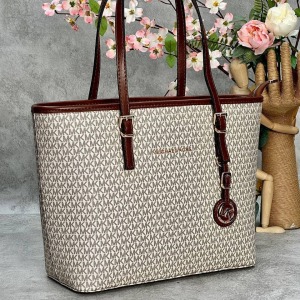 Michael Kors - Jet Set Üst Fermuarlı Omuz Çantası - Krem