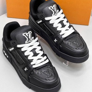 Louis Vuitton - Erkek Ayakkabı - Siyah