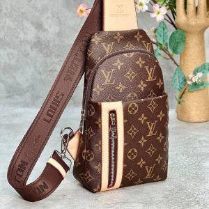 Louis Vuitton - Askılı Çanta - Kahverengi