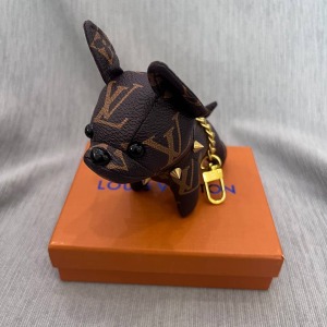  Louis Vuitton Köpek Figürlü Çanta Süsü - Kahverengi