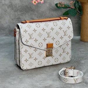 Louis Vuitton - Pochette Metis - Beyaz