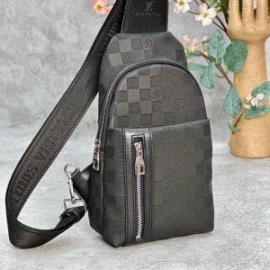 Louis Vuitton - Askılı Çanta - Siyah