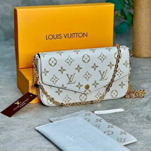 Louis Vuitton - Felicie Pochette - Beyaz