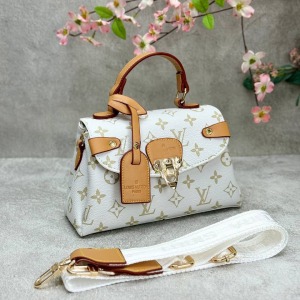 Louis Vuitton - Georges Küçük Boy - Beyaz