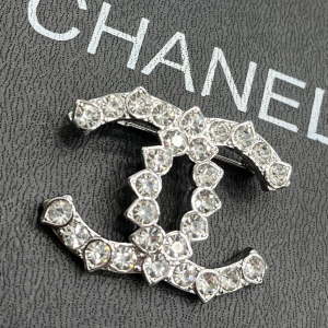 Chanel - Broş
