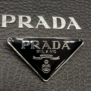 Prada - Broş