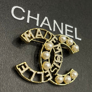 Chanel - Broş