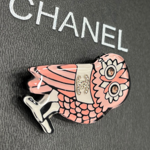 Chanel - Broş
