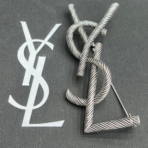 Yves Saint Laurent - Broş