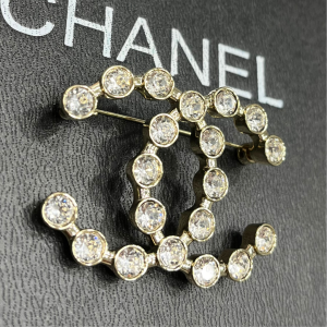 Chanel - Broş