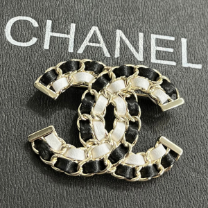 Chanel - Broş