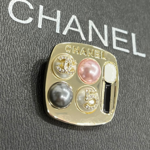 Chanel - Broş