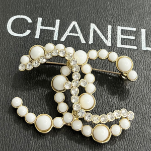 Chanel - Broş