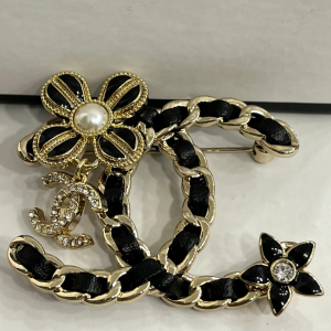 Chanel - Broş