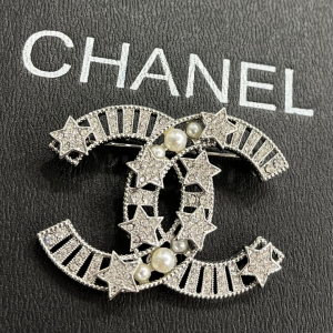 Chanel - Broş