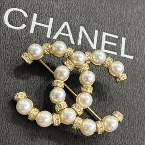 Chanel - Broş